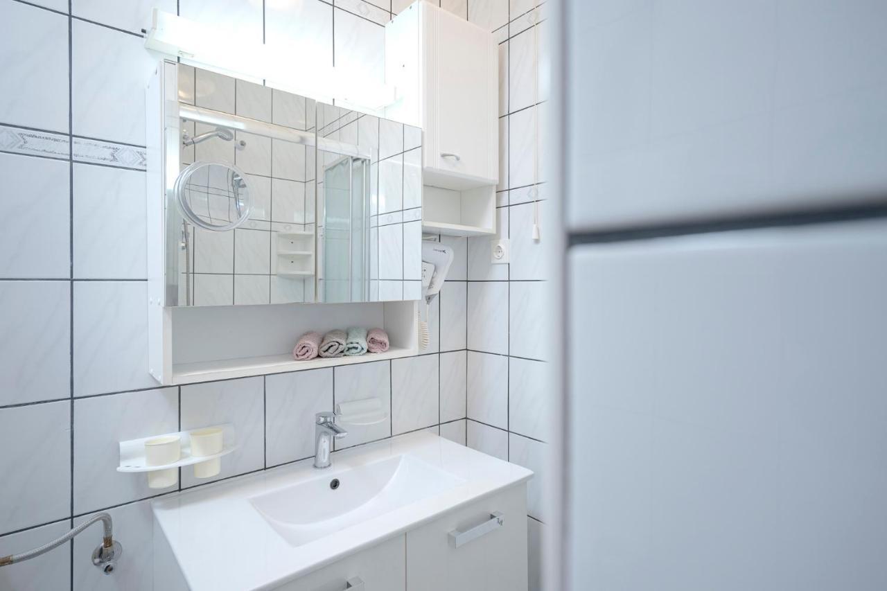 Apartment Nela Kalina Jelsa  Buitenkant foto
